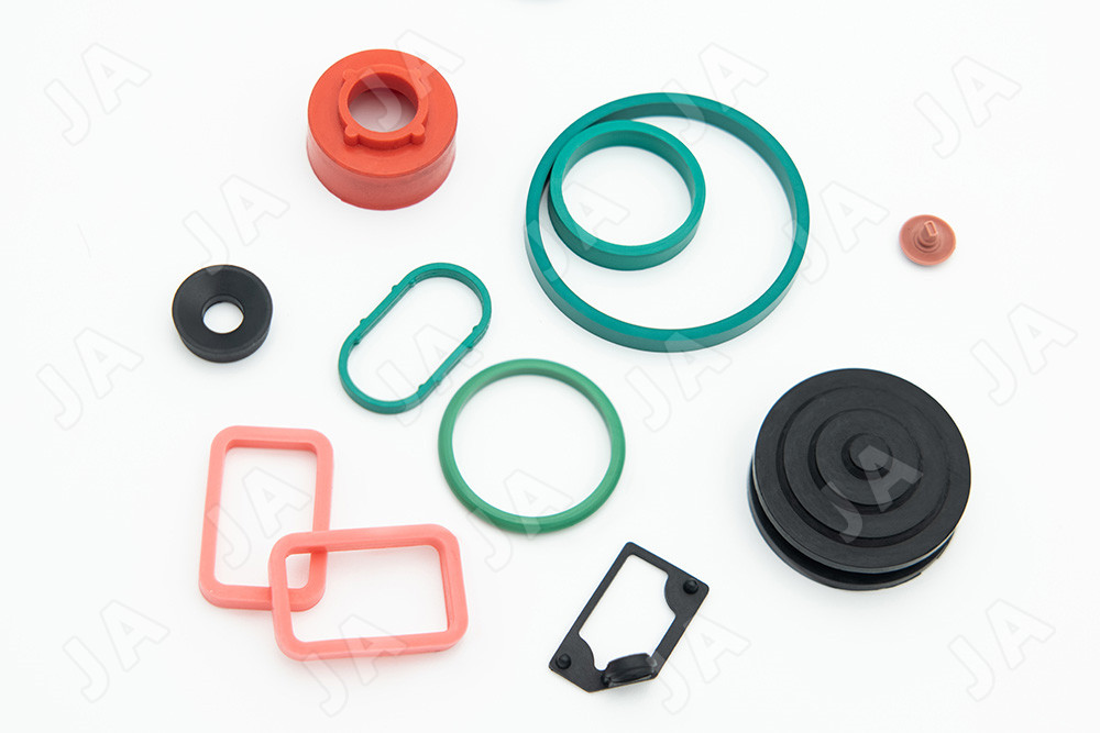 汽（qì）車發動機係列